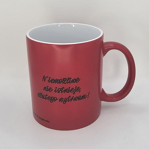 Kubek magiczny czerwony z afirmacjami po obydwu stronach - obrazek 3